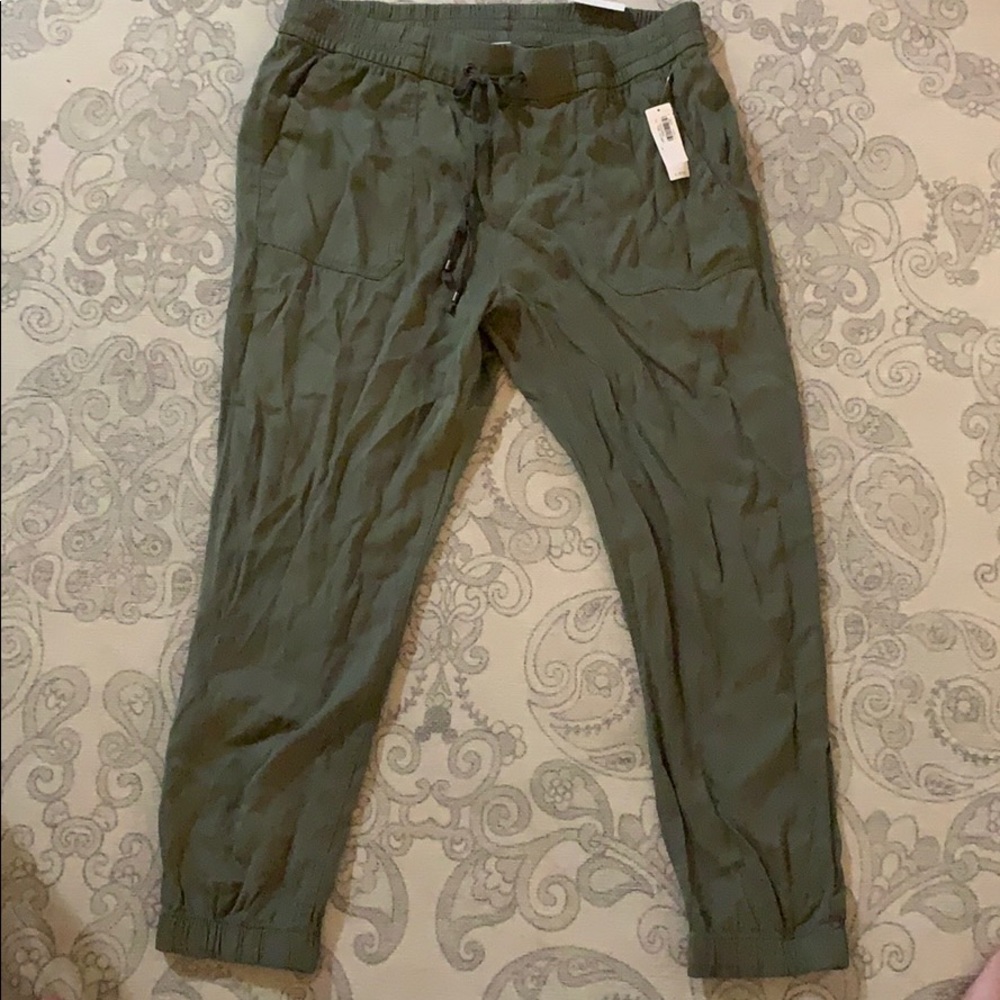 Green Old Navy Joggers